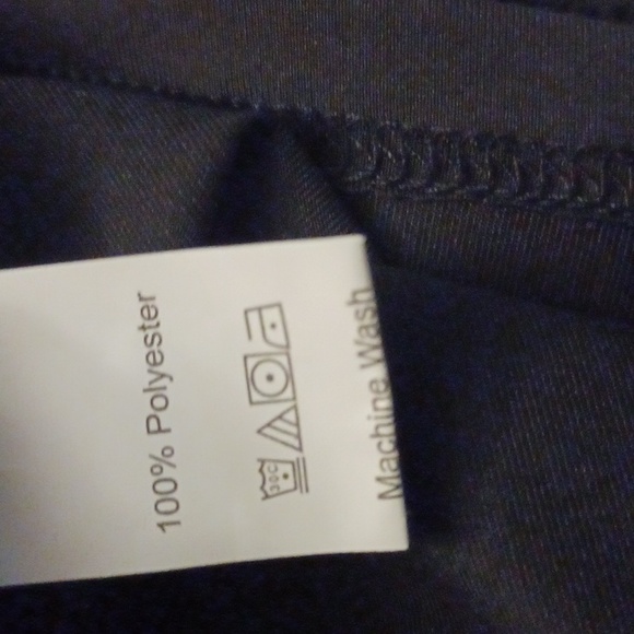 4/$60 Black Skeleton Print Fitted Tank Top - Size US 4 (Small) - Picture 7 of 7